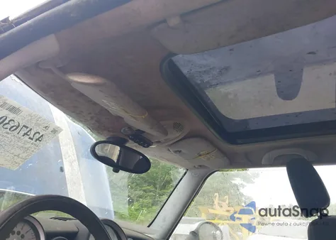 2007 Mini Cooper из США, поврежденный, VIN WMWMF33547TT54814